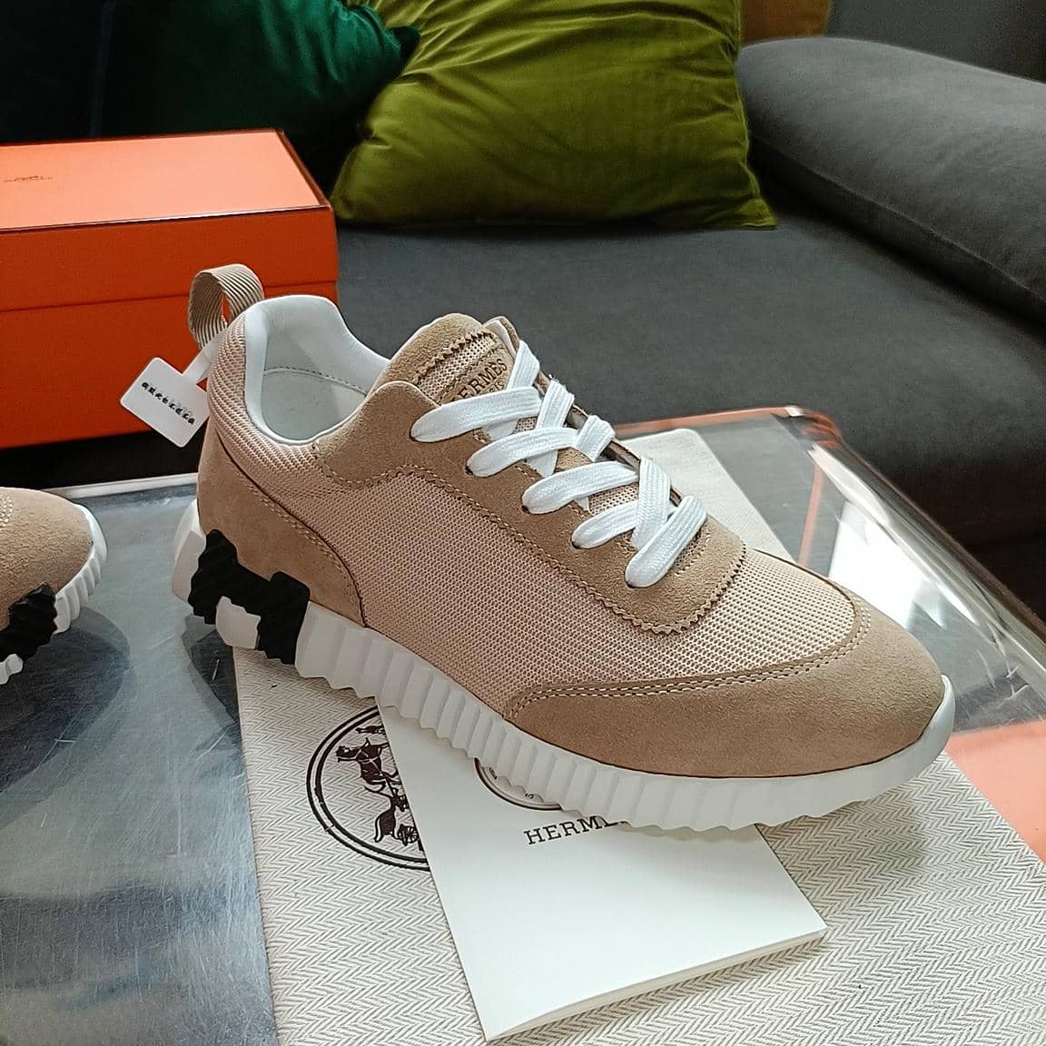Hermes Sneaker H-111
